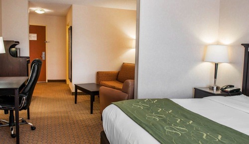 Suite, 1 King Bed with Sofa bed, Accessible, Non Smoking