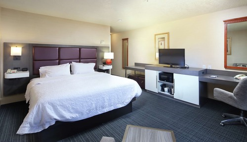 One king bed non smoking