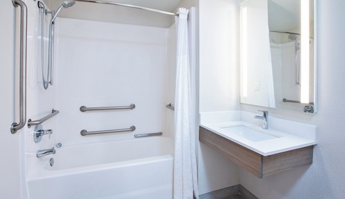 Standard Room, 2 Queen Beds, Accessible (Communications Accessible)