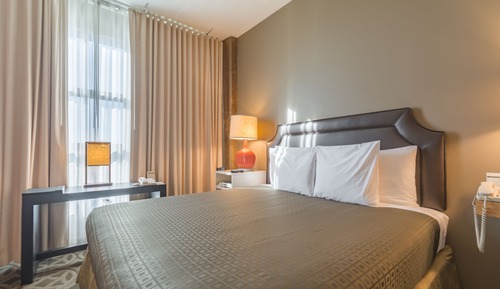 Premium Loft, 1 King Bed, Corner