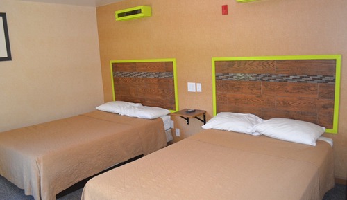 Room, 2 Full Size Beds
