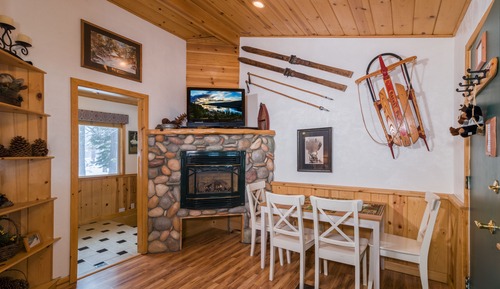 Standard Cabin, 2 Bedrooms, Non Smoking (Mountain Retreat)