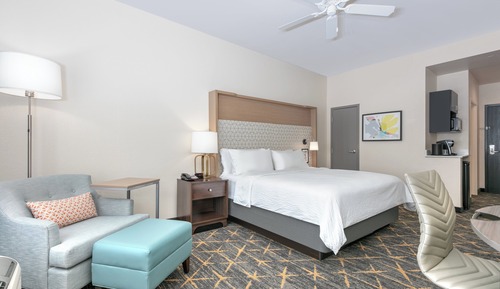 Standard Room, 1 King Bed