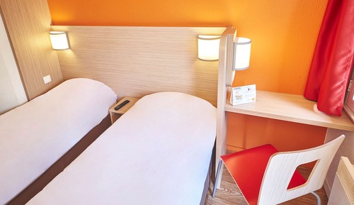Standard Room, 2 Twin Beds