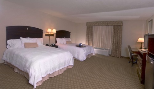 Suite, 2 Queen Beds, Accessible, Bathtub (Mobility & Hearing)