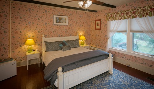 Aunt Nancy Room