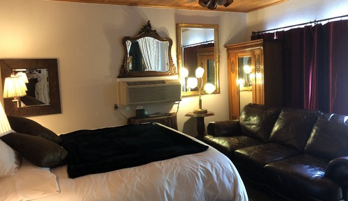 Hidden Creek Cottage #14