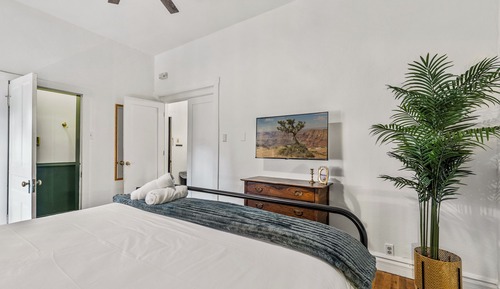 Classic Apartment, 1 King Bed