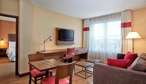 Suite, 1 King Bed with Sofa bed