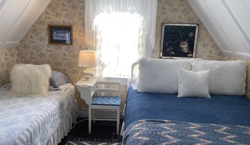 Deluxe Double Room, Private Bathroom (Garden)