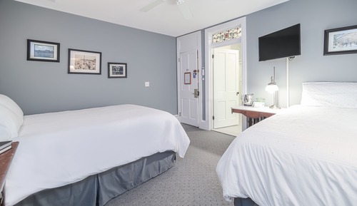 Room (Roberts Room)