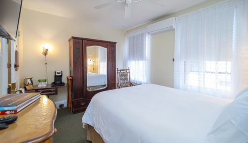 Room (Elizabeths Room)