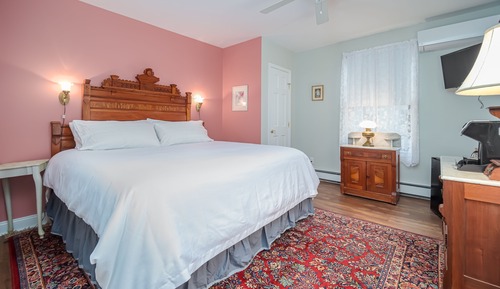 Room (Lucindas Suite)