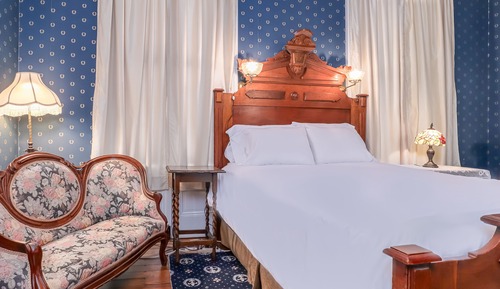 Room (Edwards Room)