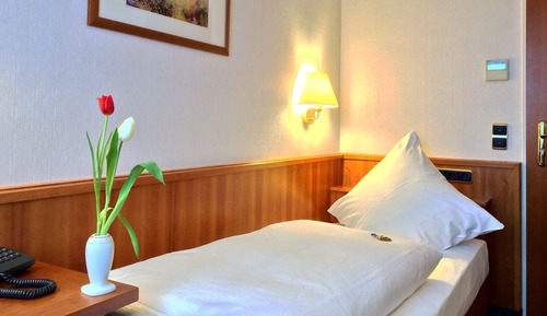 Single Room, Shared Bathroom