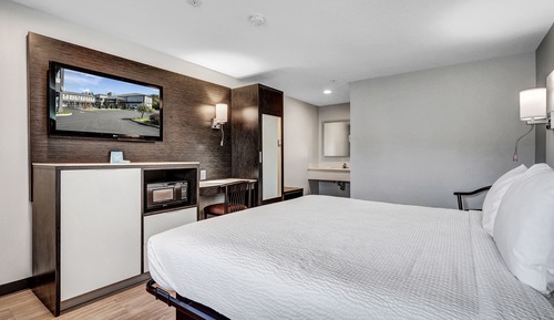 Room, 1 King Bed, Non Smoking