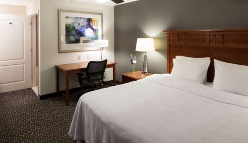 Room, 1 King Bed, Accessible (3x3 Transfer Shower)