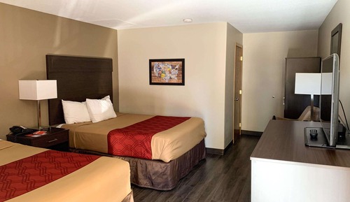 Standard Room, 2 Queen Beds, Non Smoking