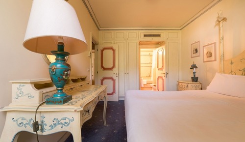 Suite, Garden View