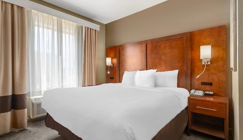 Suite, 1 King Bed, Non Smoking