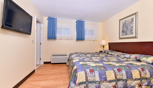 Suite, Multiple Beds