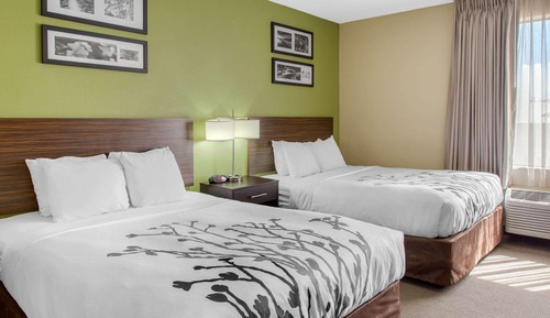 Suite, 2 Queen Beds, Non Smoking