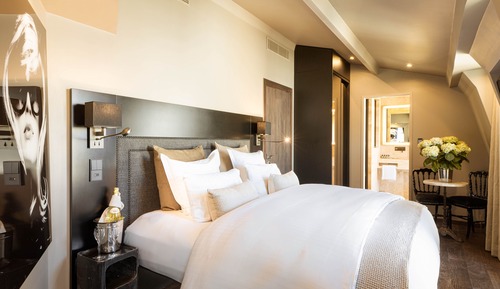 Top floor Room with Hammam