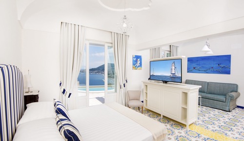 Suite (Amalfi Sunrise)