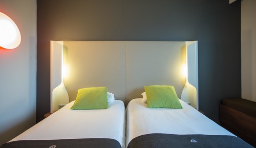 Room, 3 Twin Beds