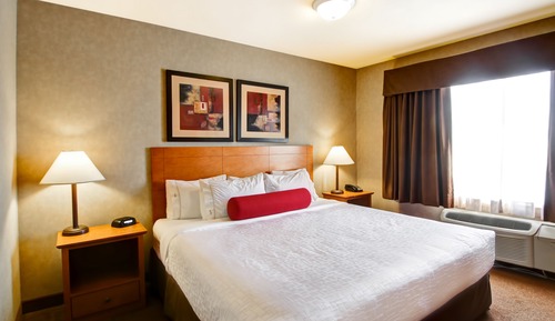 Suite, 1 King Bed, Non Smoking