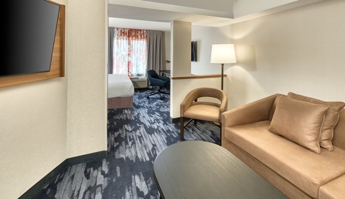 Executive Suite, 1 King Bed with Sofa bed, Non Smoking