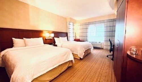 Deluxe Room, 2 Queen Beds, Non Smoking