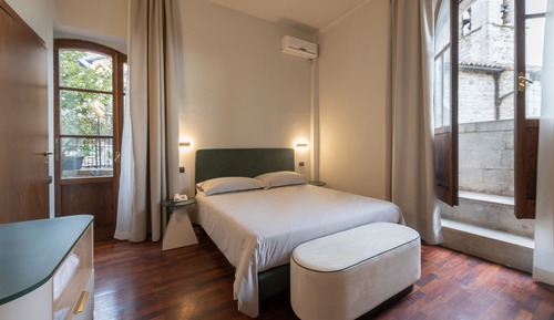 Deluxe Room, Terrace, City View