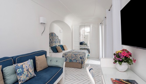Signature Suite