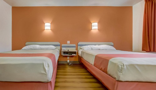 Standard Room, 2 Queen Beds, Non Smoking