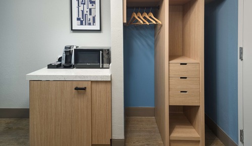 Standard Room, 1 King Bed, Accessible