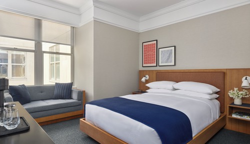 Premium Room, 1 Queen Bed