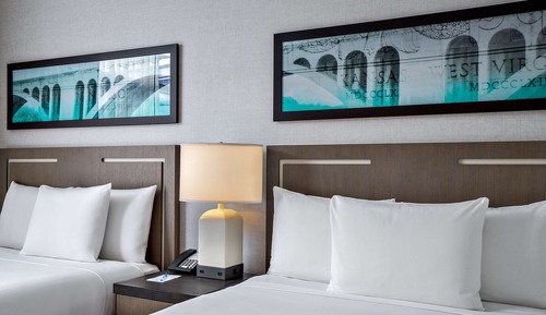 Room, Accessible, Bathtub (2 Queen Beds and 1 Sofa Bed, View)