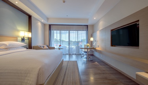 Deluxe Room, 1 King Bed, Non Smoking