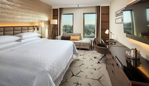 Deluxe Room, 1 King Bed, Non Smoking