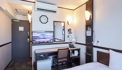 Standard Single Room, Smoking