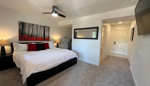 Deluxe Double Room, 1 Bedroom, Jetted Tub, Mountain View