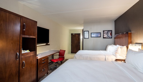 Traditional Room, 2 Queen Beds, Non Smoking