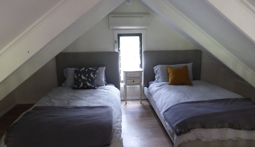 Design Cabin, 2 Bedrooms, Kitchen, River View