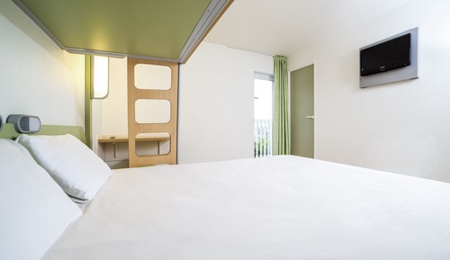 Triple Room, Multiple Beds