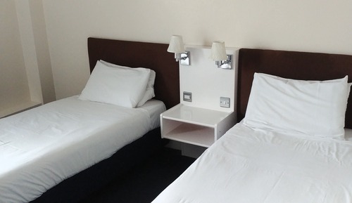 Twin Room, Ensuite