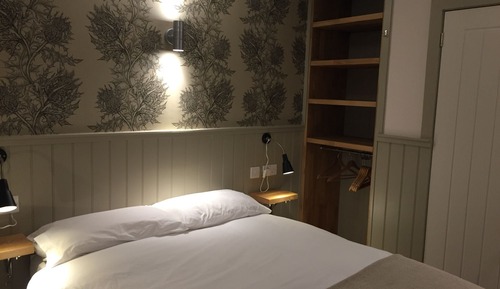 Double En-suite