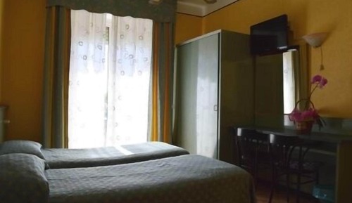 Basic Double or Twin Room