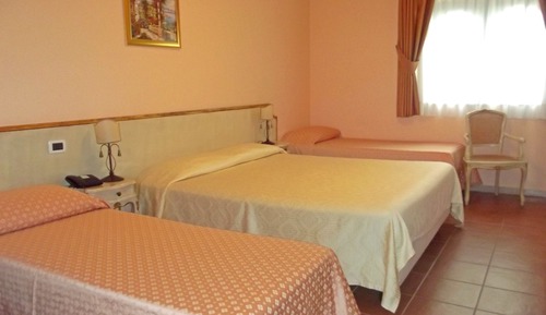 Quadruple Room, Multiple Beds