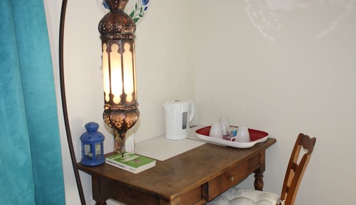 Standard Quadruple Room (Terres lointaines - PMR)